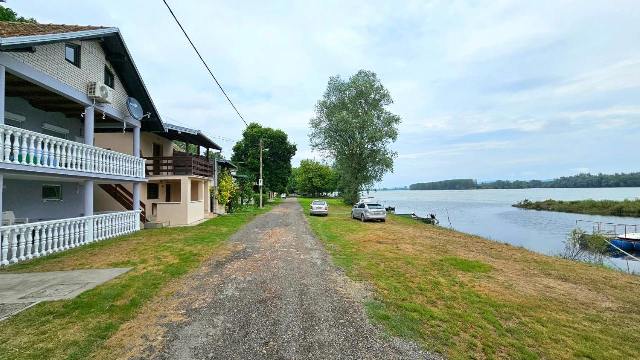 River View - Danube Celarevo Екстер'єр фото